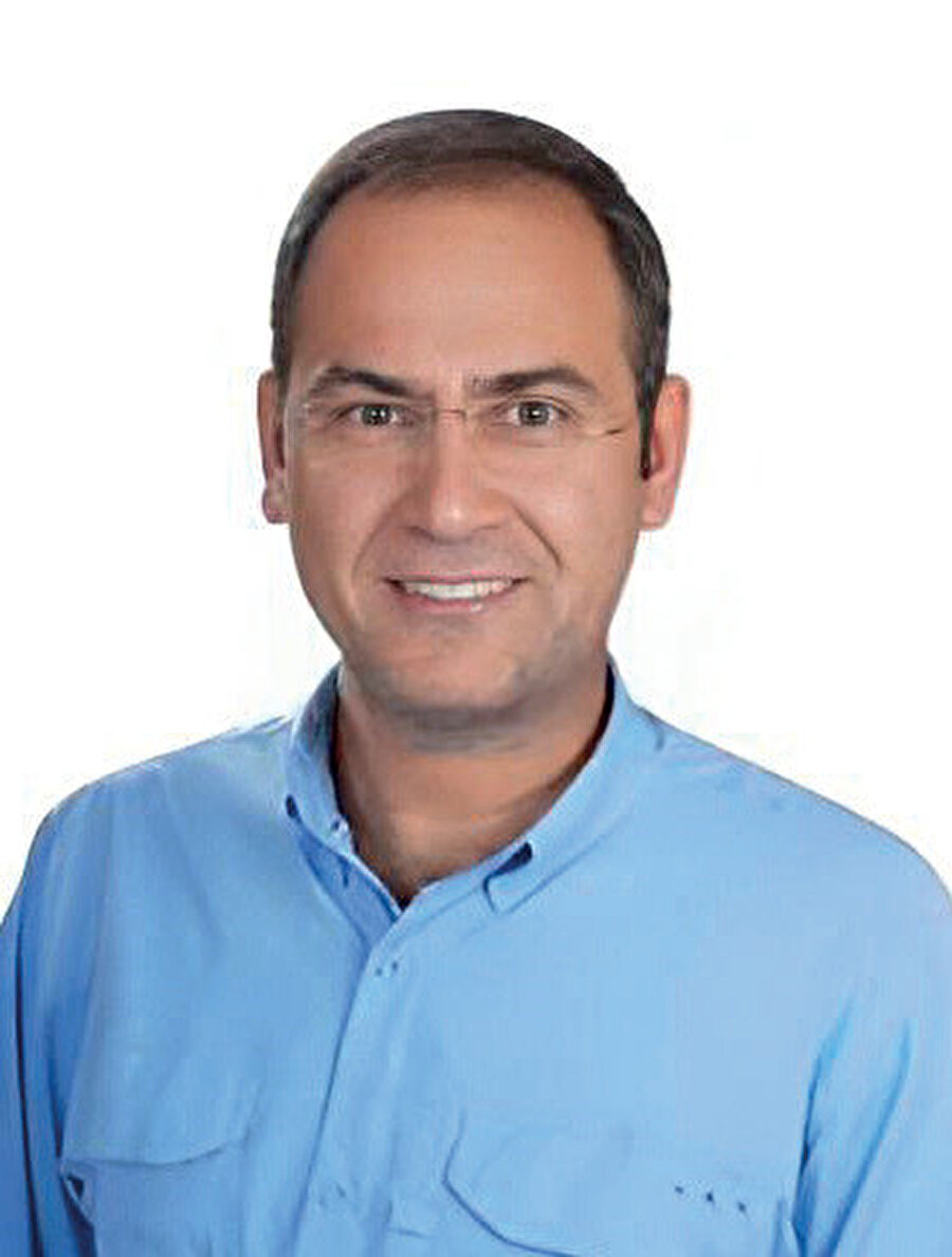 Prof. Dr. Hüseyin Şeyhanlıoğlu.