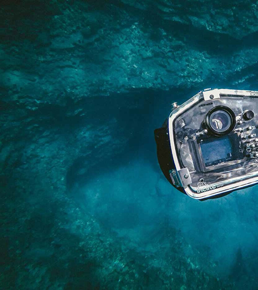 Deniz, göl ve nehir tablolarının peşinde su altı fotoğrafçılığı.