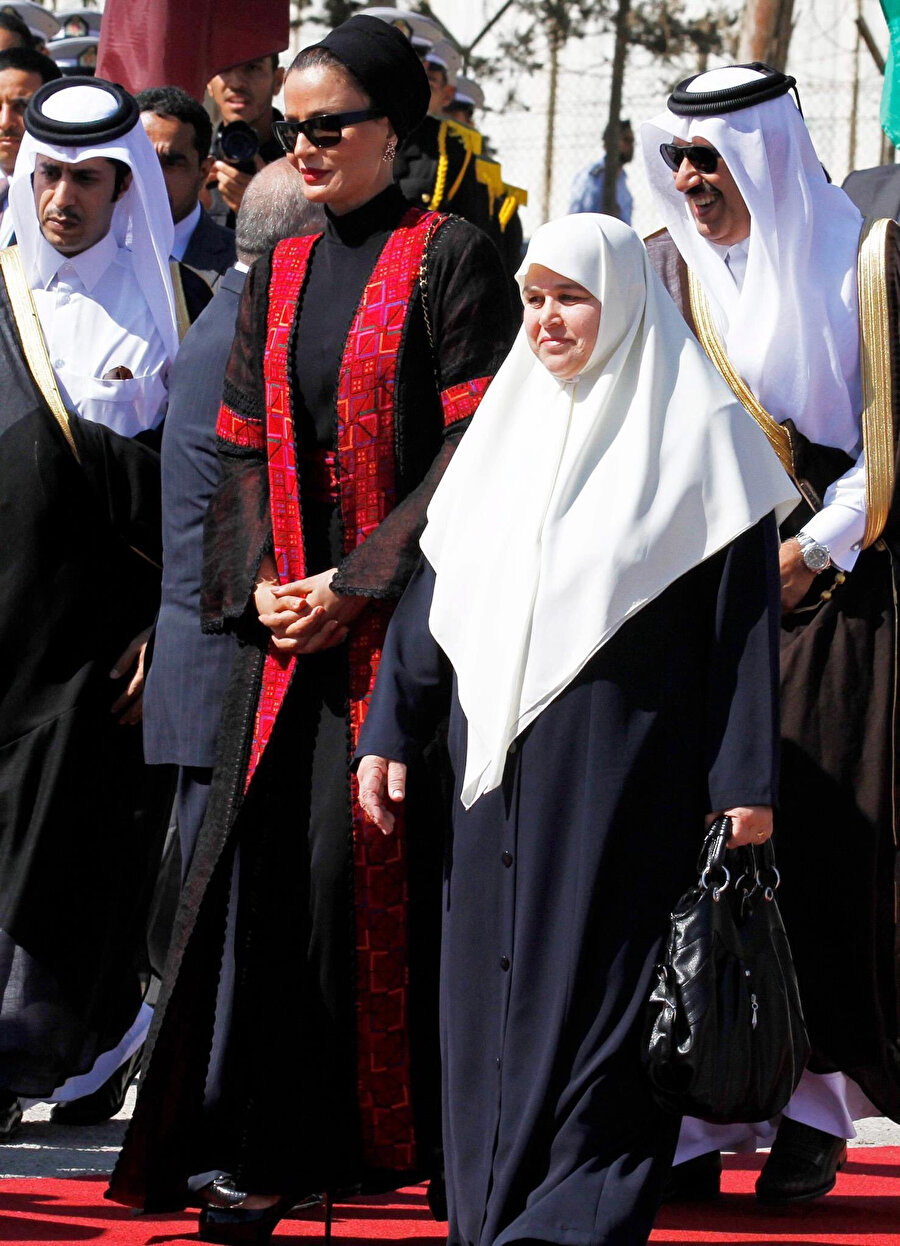 İki dünya arasında.