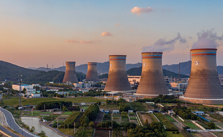 Avrupa Birliği ülkeleri nükleer enerjiyi destekleyip desteklememe konusunda ikiye bölünmüş durumda.