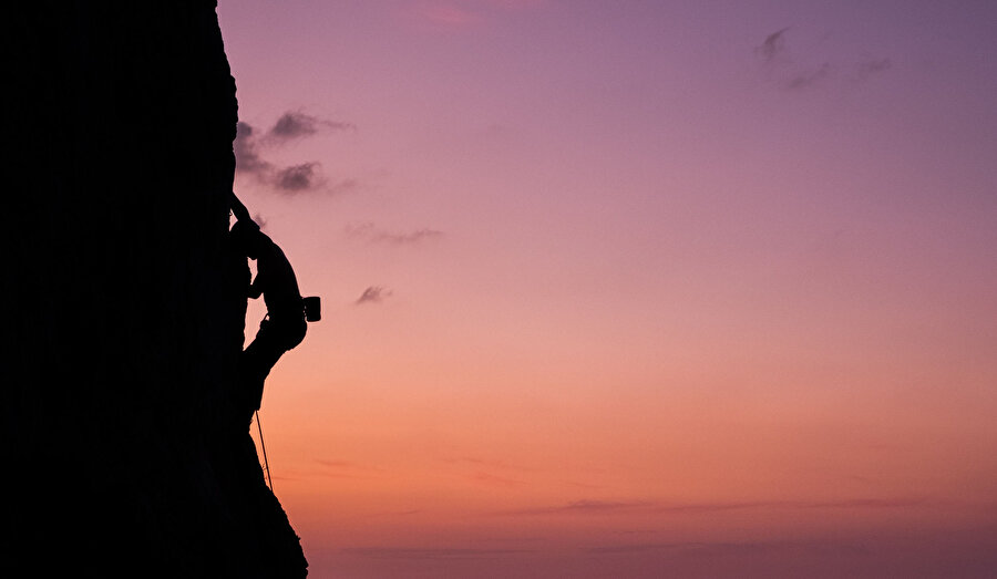 “Anadolu’da kaya tırmanışı” denince ilk akla gelen yerlerden biri olan Aladağlar, Kayseri, Adana ve Niğde şehirleri arasında yer alıyor.