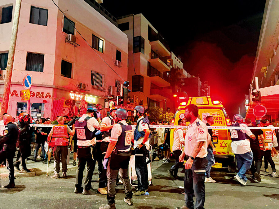 Husiler, Tel Aviv'in İsrail'in hava savunma sistemlerini aşabilen yeni insansız hava aracıyla hedef alındığını iddia etti.