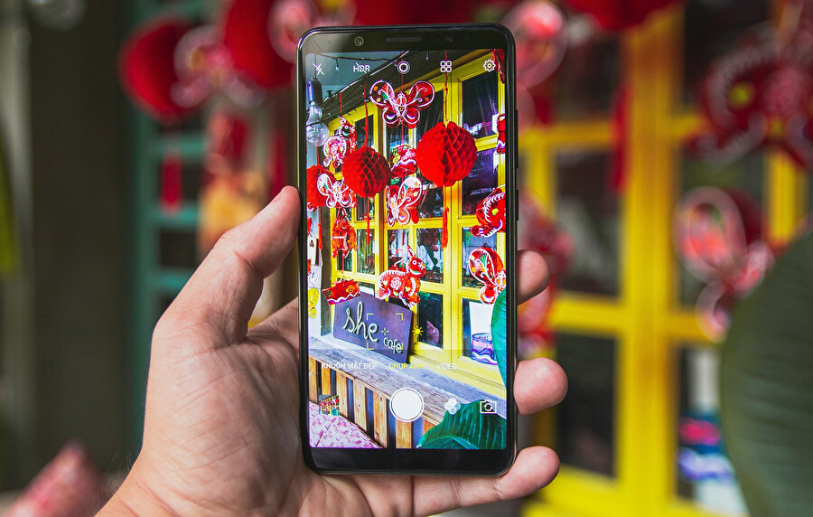 Seyahat ederken fotoğraf çekmek, insana büyük bir keyif verir ve çoğu seyahat macerası da açık havada gerçekleşir.