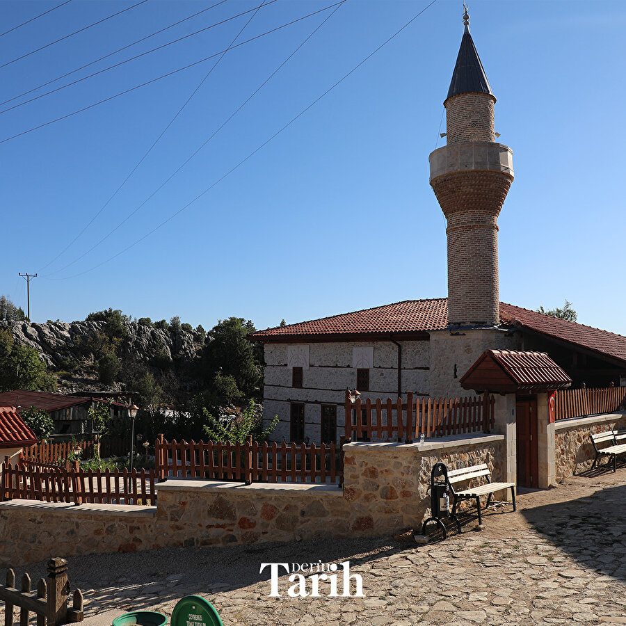 Antalya'da 600 yıllık cami restore edildi