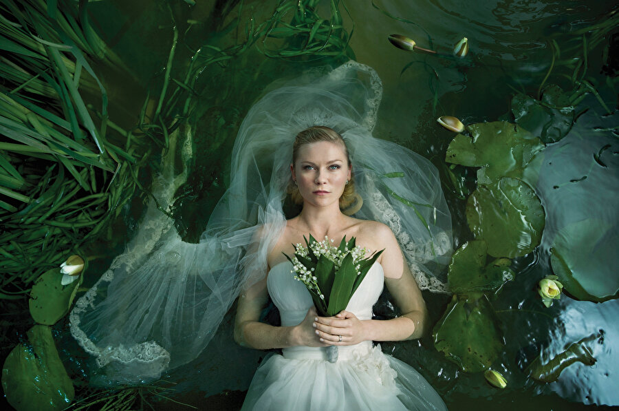 Melancholia (2011)