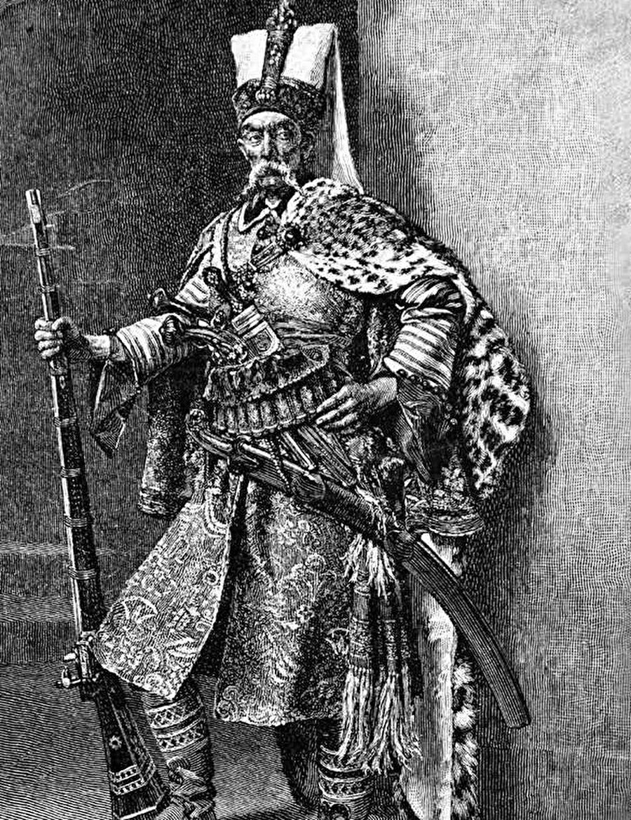 Yahya Ağa, yanına 500 demir ok aldı. Sekiz gaza arkadaşı ile kaleden çıktı. Etrafını, çift kat zırha bürünmüş binlerce kafir sardı. Âdem Ejderhası 500 okunun bir tanesini dahi yabana atmadı.