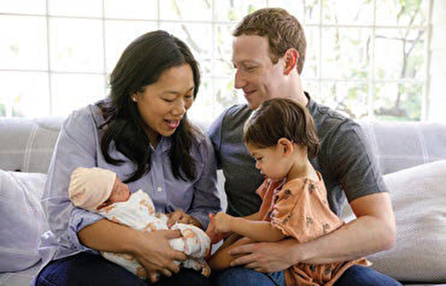 Mark Zuckerberg ve ailesi.