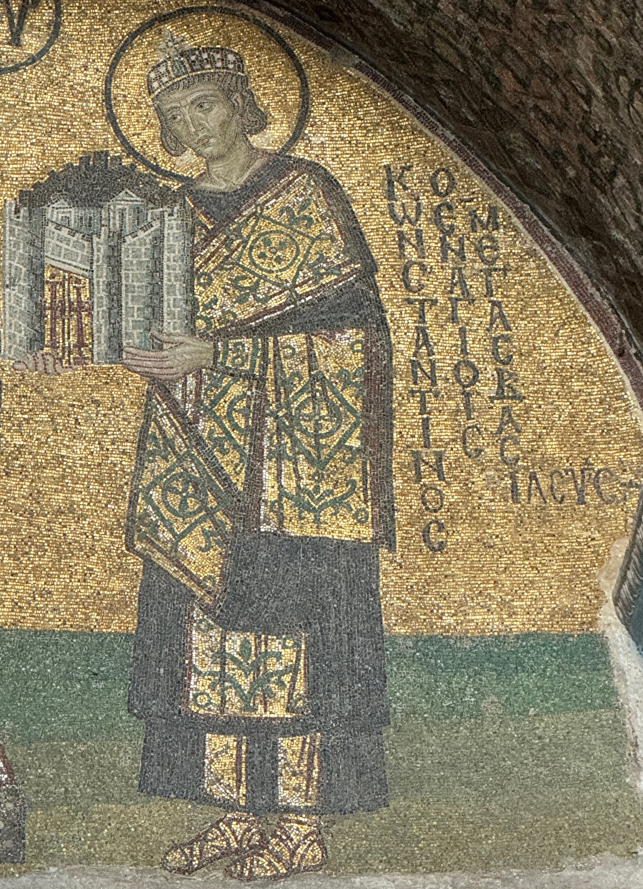 İmparator Konstantinos.