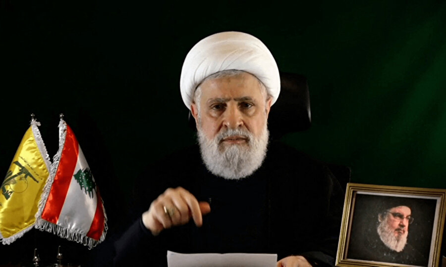 30 yıldan uzun süredir merhum selefinin gölgesinde faaliyet gösteren Naim Kasım, Hizbullah Hareketi'nin en kıdemli isimlerinden.