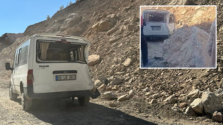 Hakkari'nin Şemdinli ilçesinde minibüsün üzerine dev kaya parçaları düştü.