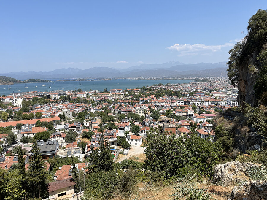 Amintas Ören Yeri’nden Fethiye manzarası. Fotoğraf: Uluç Algan 