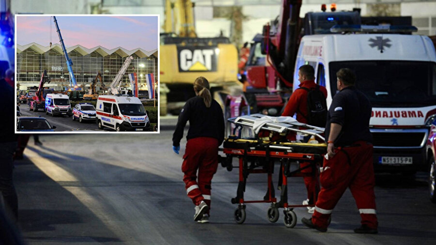 Sırbistan’da tren istasyonunun çatısı çöktü.