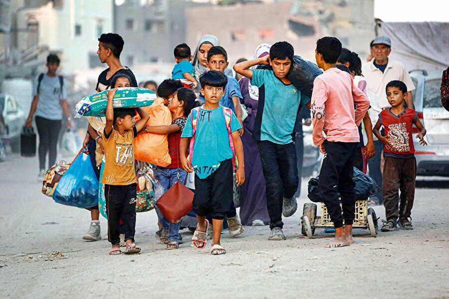 7 Ekim sonrası Gazze’de yaşananlar da sınır komşusu olması nedeniyle krizi en yakından hisseden ülkelerin başında gelen Mısır üzerindeki baskıyı artırdı. israil saldırılarının Kahire üzerinde yarattığı politik ve ekonomik baskılara ek olarak, İsrail’in askeri operasyonlarını Mısır sınırına doğru genişletmesi ve hatta Gazze’deki Filistin nüfusunu Sina’ya itme arzusu, Kahire’de ciddi güvenlik endişelerine yol açtı. Türkiye ve Mısır, Gazze’deki dramın hafifletilmesi ve ateşkesin sağlanması konusunda birlikte çalışıyor. Bu ortak tutum da son dönemde yakınlaşmayı mümkün hatta gerekli kılan faktörlerden biri oldu.