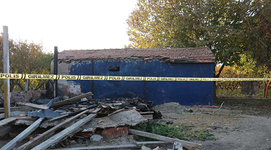 5 kardeşin öldüğü yangında itfaiye raporu ortaya çıktı: Elektrikli soba devrilerek önce halıyı tutuşturmuş