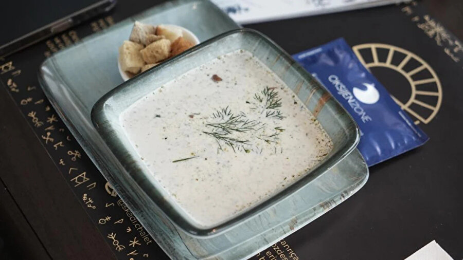 Uludağ'da geçen sezon 500 liradan satılan ve bu sezon 1000 liradan servis edilmek istenilen çorba.