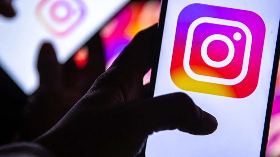 Instagram'da canlı konum paylaşılabilecek.