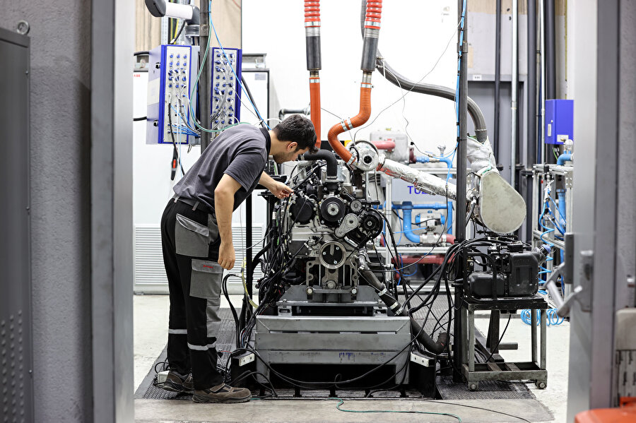 TÜMOSAN askeri motorda seri üretime denizden başlayacak