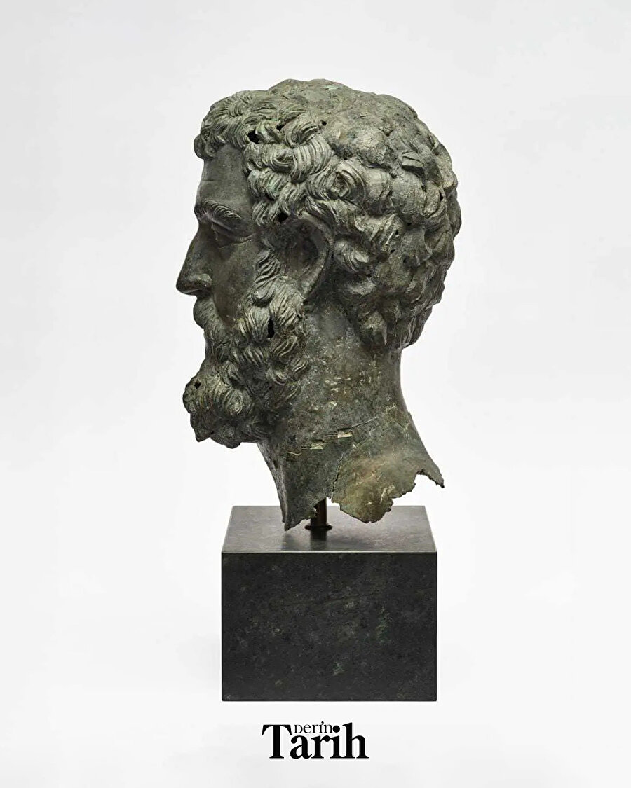 Septimius Severus'un bronz heykel başı