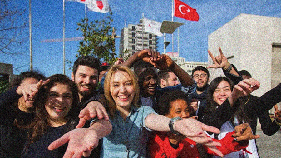 2025 yılında üniversite öğrencilerinin bursu 3 bin lira olacak.