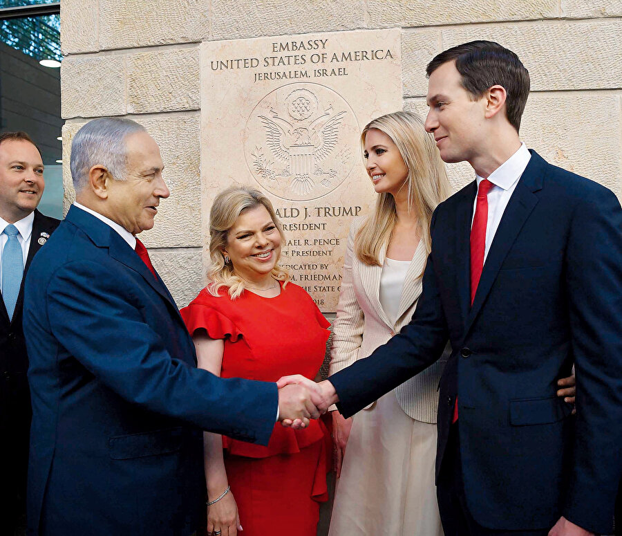 ABD’nin Tel Aviv’deki büyükelçiliği işgal altındaki Kudüs’e taşındı. Törene terörist netanyahu ve Jared Kushner katıldı.