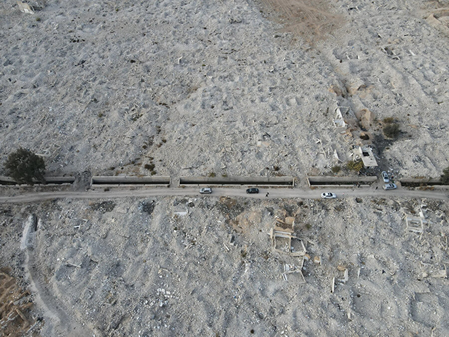 Kabun'daki kasıtlı yıkımının boyutunu gösteren kuşbakışı bir fotoğraf.