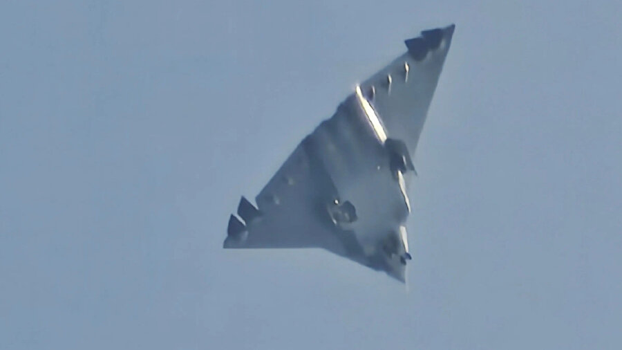 Çin'in bir süredir altıncı nesil savaş uçağı geliştirmeye çalıştığı biliniyor