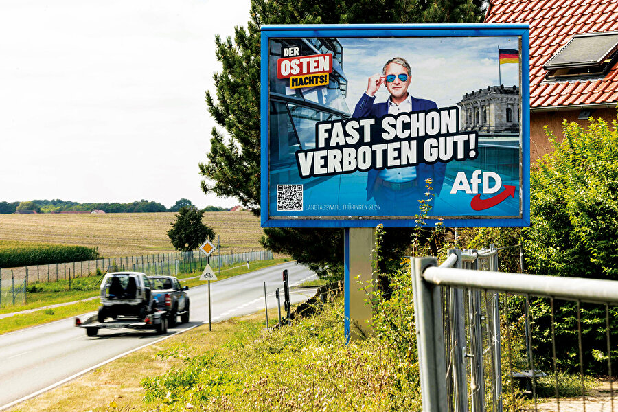 AfD’nin Alman parlamentosunda daha güçlü bir şekilde temsil edilmesi, ülkenin siyasi istikrarını ciddi şekilde tehdit edebilir. 