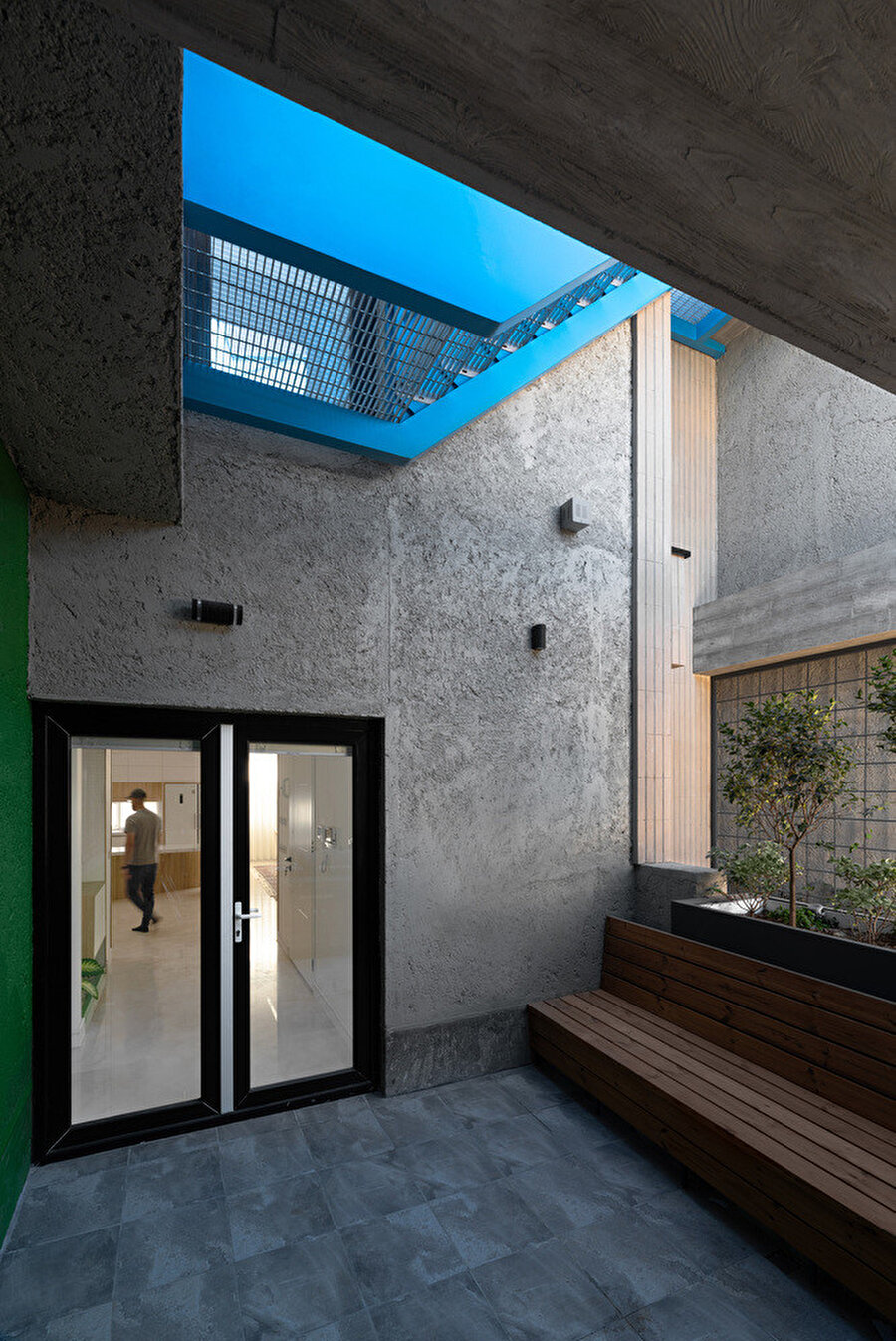 House Number 7, modernist yaklaşımla geleneksel değerleri bir uyum içerisinde birleştiriyor.