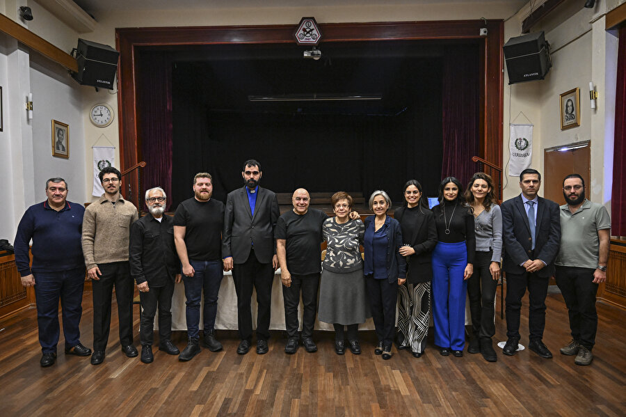 "Ahtamar Efsanesi" müzikali AKM'de sanatseverlerle buluşacak.