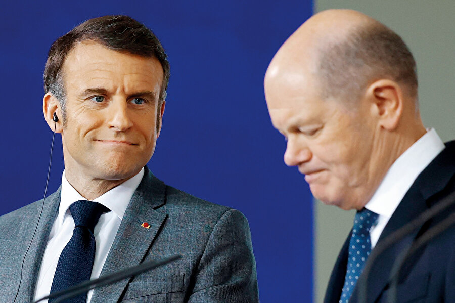 Macron ve Scholz.