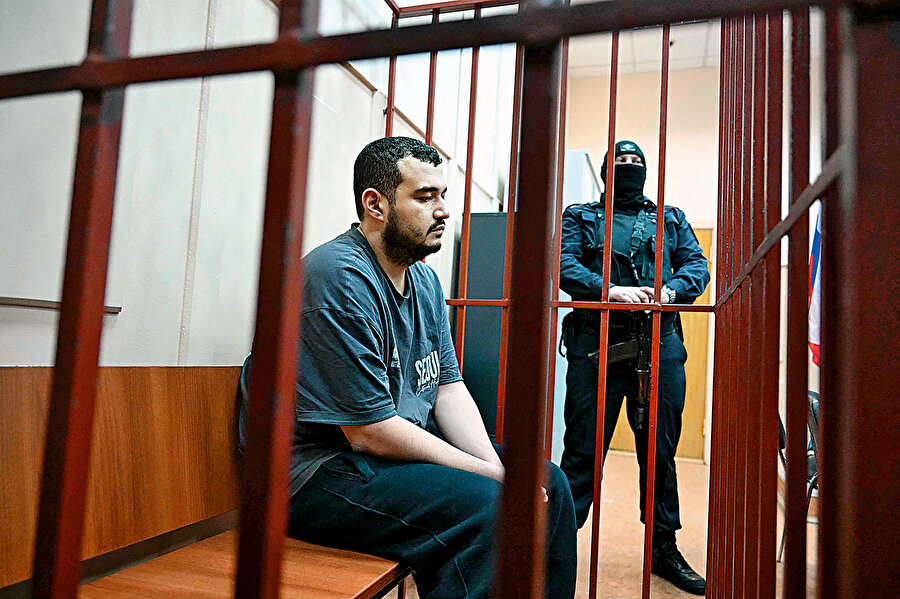 Ukrayna tarafından organize edildiği iddia edilen saldırının tek faili, Özbekistan vatandaşı Ahmedjon Kurbanov, Rusya Federal Güvenlik Servisi tarafından yakalandı.