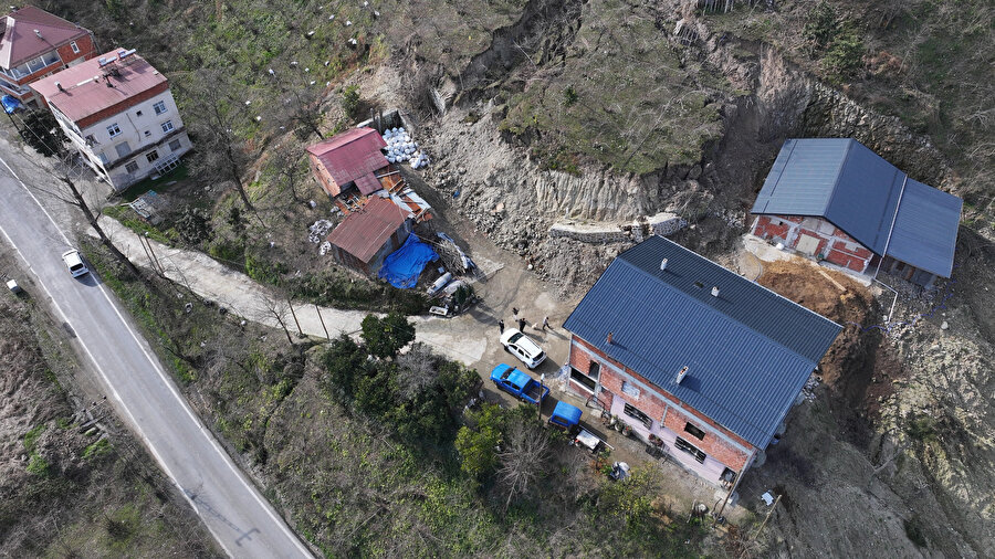 Trabzon'daki heyelan bölgesi havadan görüntülendi
