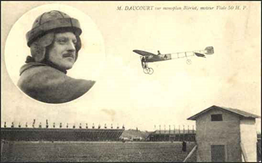 Pilot Pierre Daucort.