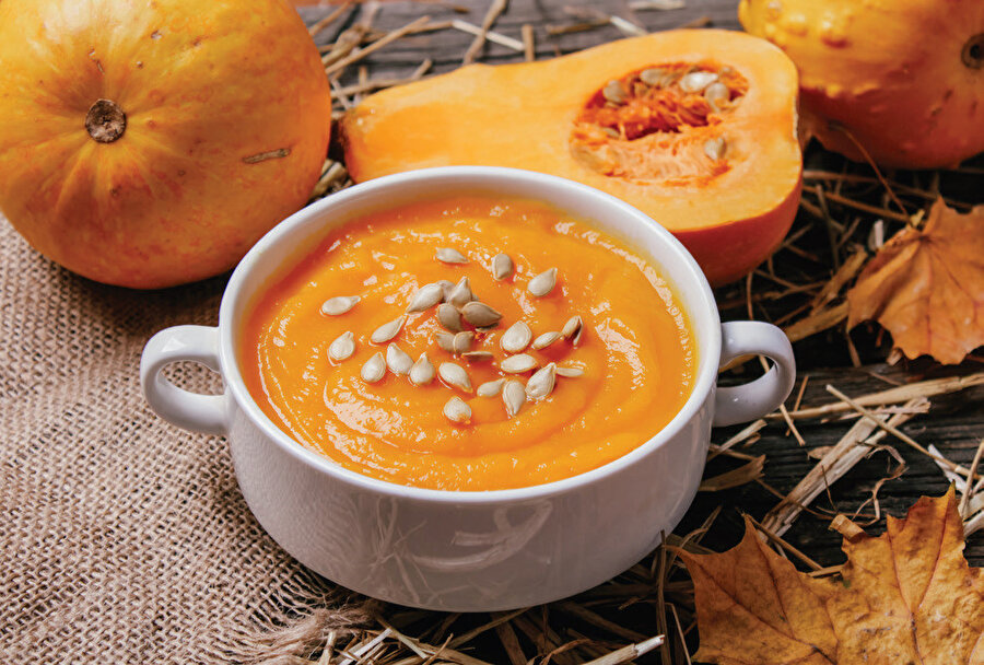 Toplumsal cinsiyet rolleri dediğimiz şey de kadının aktif şekilde iş hayatına girmesiyle başladı...