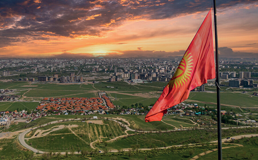 Türkiye ve Kırgızistan, ikili ilişkilerini sadece ekonomik alanla sınırlı tutmayarak, bölgesel ve uluslararası platformlarda da işbirliğini artırmayı hedefliyor.