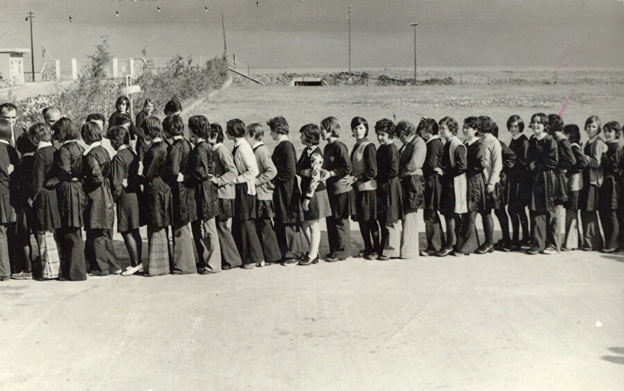 Bu fotoğraf Cihan Aktaş'ın okul yıllarına ait.