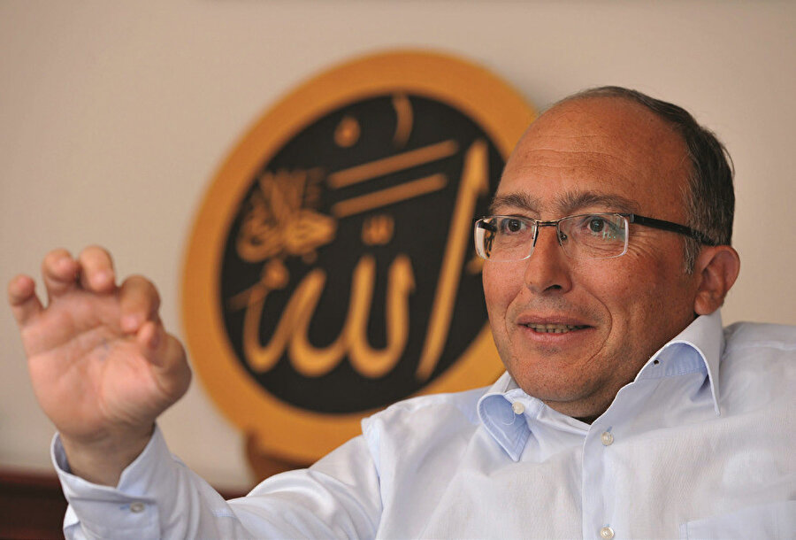 Ahmet Halûk Dursun.