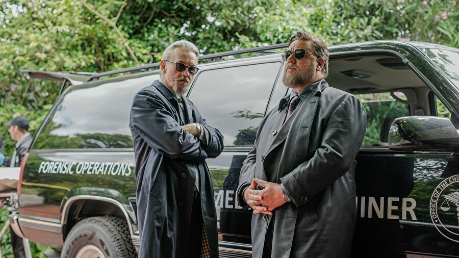 Filmin tamamını izlemeden konuyu kavramak mümkün değil.