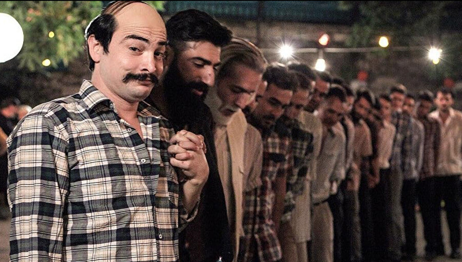 "Dinin her dalda ele alınmasından yanayım."