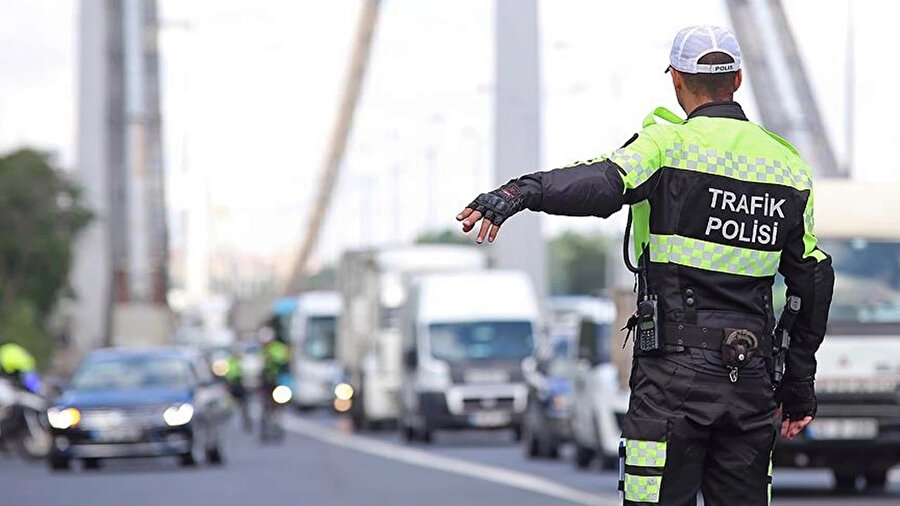 Trafik suçlarına yeni cezalar geliyor: Yol kesmeye hapis cezası