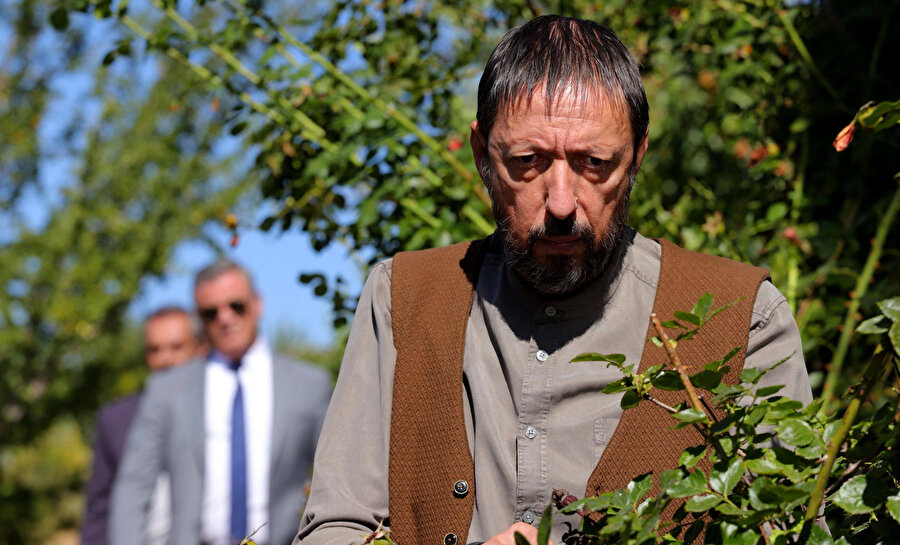 Bana dokunan her kentten bir şeyler yüklenmişimdir.