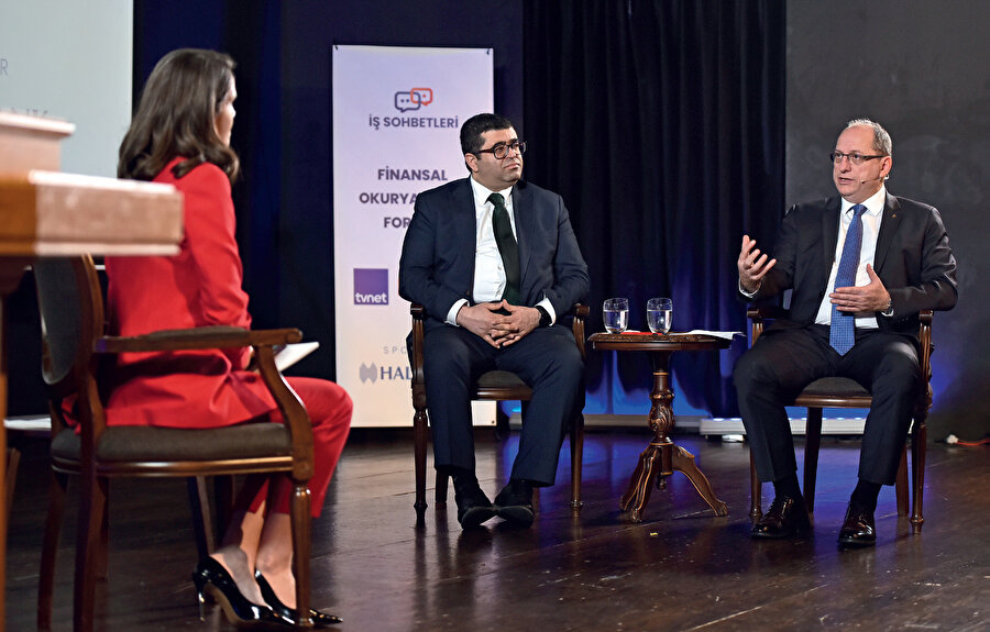 Moderatörlüğünü Tvnet Ekonomi Şefi ve Z Raporu Dergisi Yazı İşleri Müdürü Semra Karabaş’ın yaptığı ilk oturumda, ‘Sermaye Piyasası Araçlarının Analizi’ başlığı ele alındı.