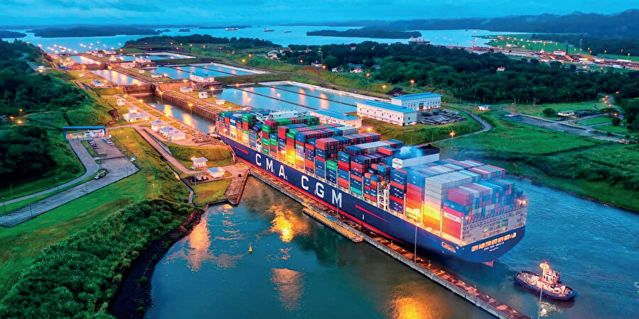 Trump, Atlantik’in iki yakasındaki müttefik cephede ABD’nin Avrupa karşısında çok büyük dış ticaret açığı verdiğini belirtti.