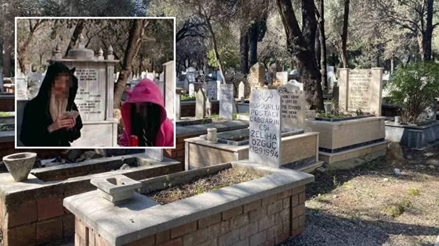 ​Antalya'nın Muratpaşa ilçesinde mezar taşının üstünde iskambil oynadılar.