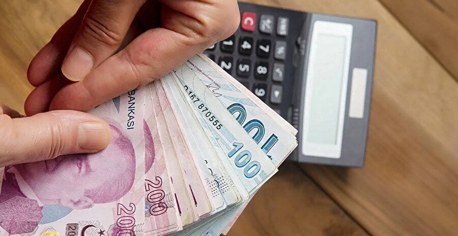 Mehmet Şimşek, yabancı yatırımcılarla buluştu: Yıl ortasında asgari ücrete zam gelecek mi?