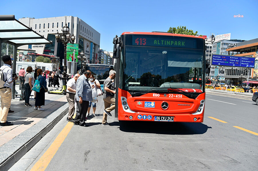 EGO Genel Müdürlüğü, Ramazan Bayramı'nda otobüsler, metro ve ANKARAY'ın ücretsiz olarak hizmet vereceğini bildirdi.