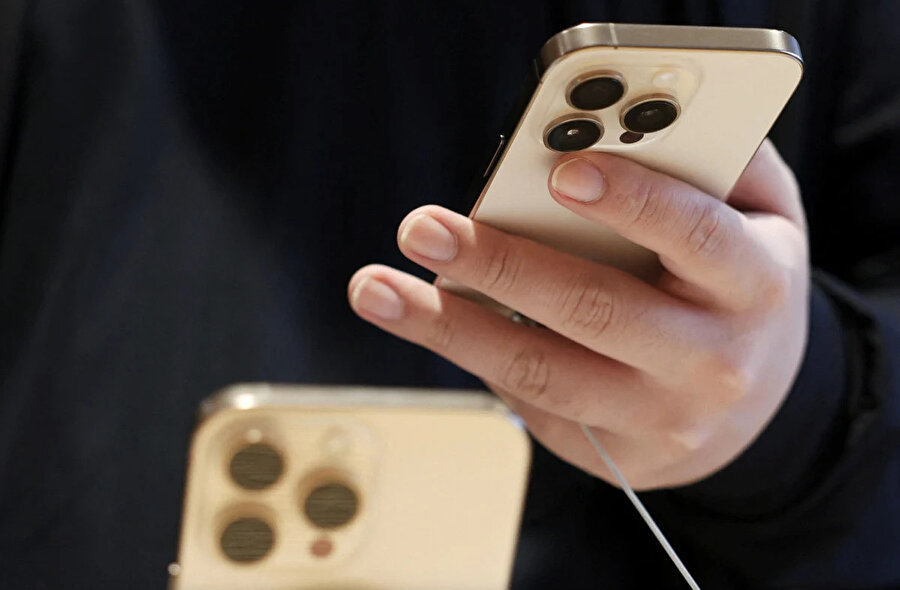 BTK'nın duyurduğuna göre; cep telefonu, tablet gibi teknolojik ürünler çevreye duyarlı hale getirilecek. Buna göre ürünlerin yedek parçaları için en az 7 yıl garanti verilecek. Cihazların 45 kez düşmeye karşı dayanıklı olması zorunlu olacak. Düzenlemenin haziranda uygulamaya girmesi bekleniyor.