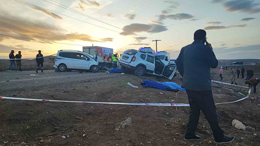 Diyarbakır’da taziye dönüşü zincirleme kaza: Ölü ve yaralılar var