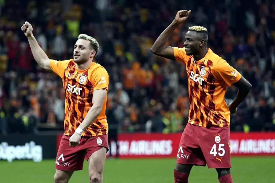 Dursun Özbek'ten Galatasaraylı oyunculara sürpriz teklif