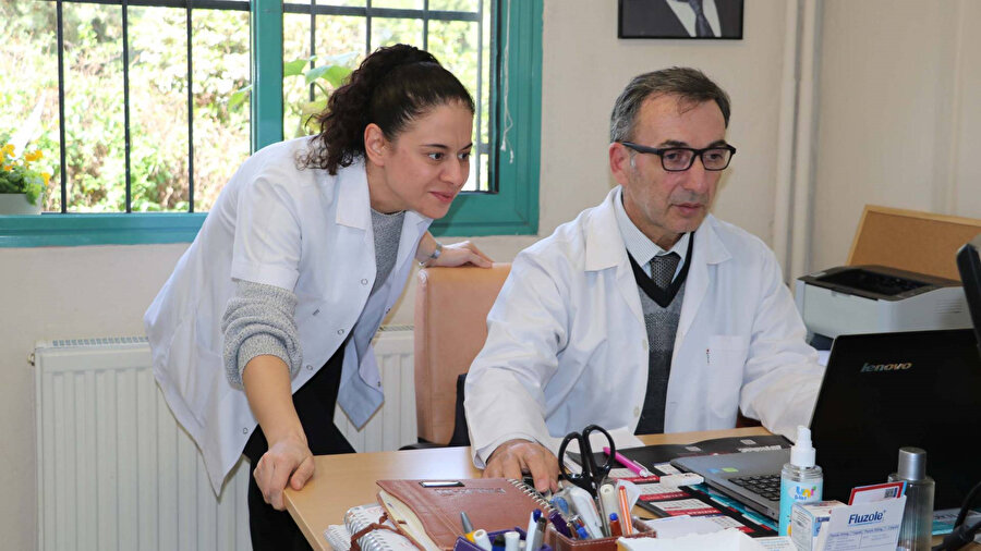 ​Aile hekimleri, kronik hastalara ilaç yazabilecek